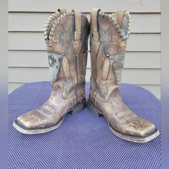 Ariat Tallahassee boots.  Sz 9B - Picture 2 of 16